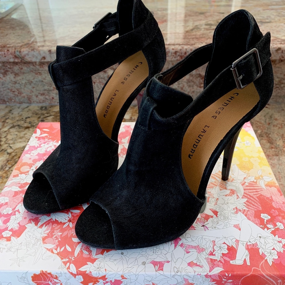 Chinese Laundry Black Jolt Bootie NWT - Picture 3 of 8